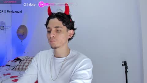 estivenvel online show from 02/24/25, 03:31