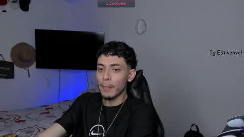 estivenvel online show from 10/20/25, 05:57