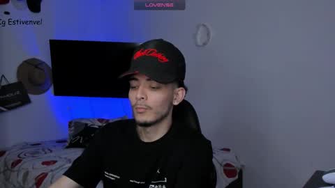 estivenvel online show from 11/06/25, 05:14