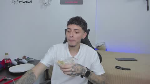 estivenvel online show from 03/01/26, 12:34