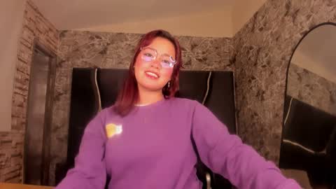 estrella05_ online show from 02/18/25, 02:05