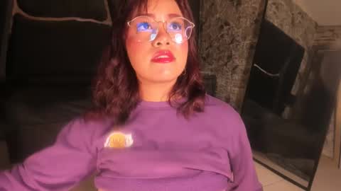 estrella05_ online show from 02/22/25, 08:50