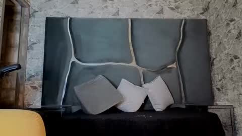 estrella05_ online show from 10/09/25, 05:16