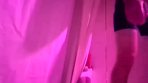 et528007 online show from 09/27/25, 10:31