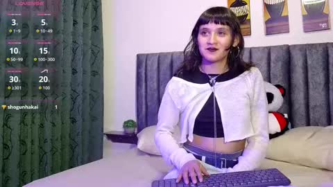 Sharon online show from 09/28/25, 05:24