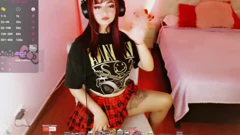 Moon online show from 10/03/25, 08:17