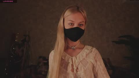 Sophia online show from 03/31/26, 01:07