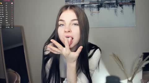 Mary online show from 11/30/25, 07:45