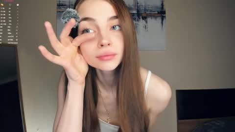 Mary online show from 04/10/26, 07:46