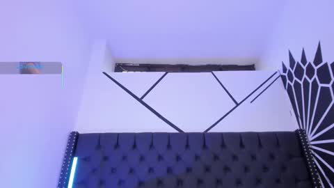 ethaancox online show from 10/11/25, 09:57