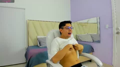 ethan12_ online show from 07/07/26, 03:20