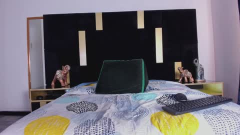 Ethan online show from 01/29/25, 07:43