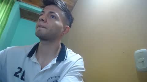 Snapshot of ethan_anavrin chatting on 01/25/25, 02:03 greetings sergi online show from 01/25/25, 02:03