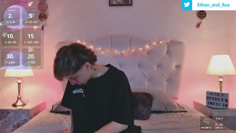 ethan and ava online show from 09/20/25, 01:23