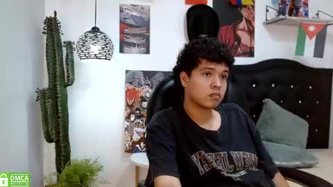 Snapshot of ethan_cortes chatting on 07/14/26, 07:41 E T H A N online show from 07/14/26, 07:41