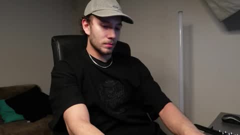 Snapshot of ethan_fyre1 chatting on 10/29/25, 09:49 Ethan online show from 10/29/25, 09:49