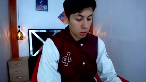 Snapshot of ethan_grayy chatting on 07/10/26, 10:18 NATE online show from 07/10/26, 10:18