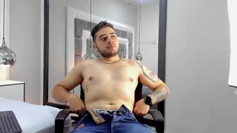 ethan_greys online show from 11/21/25, 04:44