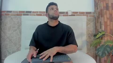 ethan helmut online show from 12/03/24, 03:41