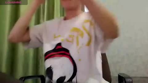 Ethan online show from 04/28/26, 05:34