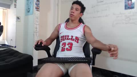 Ethan Noir online show from 02/11/26, 07:41