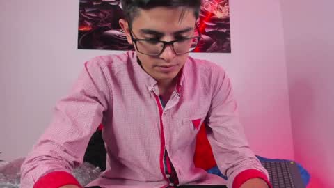 Snapshot of ethan_sai01 chatting on 02/07/25, 09:58 ETHAN SAI online show from 02/07/25, 09:58