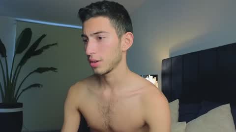 Snapshot of ethan_skiny_ chatting on 12/07/24, 09:44 Joan online show from 12/07/24, 09:44