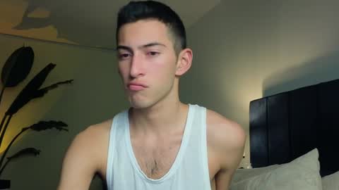 Snapshot of ethan_skiny_ chatting on 12/23/24, 05:17 Joan online show from 12/23/24, 05:17