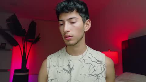 Snapshot of ethan_skiny_ chatting on 06/21/26, 05:21 Joan online show from 06/21/26, 05:21