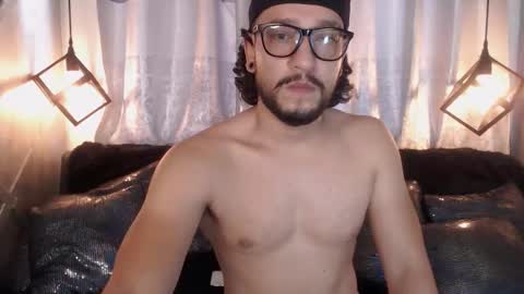 Snapshot of ethan_w7 chatting on 10/11/25, 06:17 ethan w7 online show from 10/11/25, 06:17