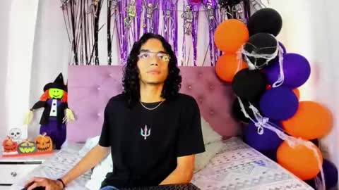 ethanblackwoodd online show from 11/02/25, 07:49