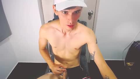 EthanColeeman online show from 04/21/26, 01:42