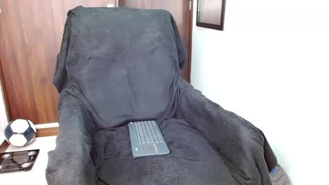 ethangreey1 online show from 03/03/25, 08:32