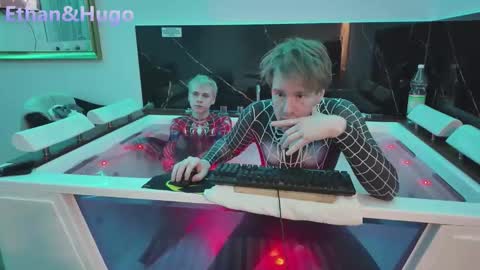 Hugo and Ethan online show from 04/20/26, 03:31