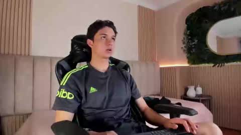 ethanlowell online show from 03/18/26, 10:24