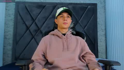 ethanlowell online show from 04/01/26, 08:39