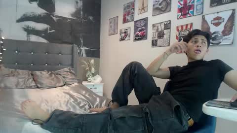 ETHAN online show from 10/22/25, 04:24