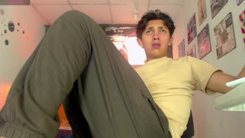 ETHAN online show from 10/25/25, 04:42