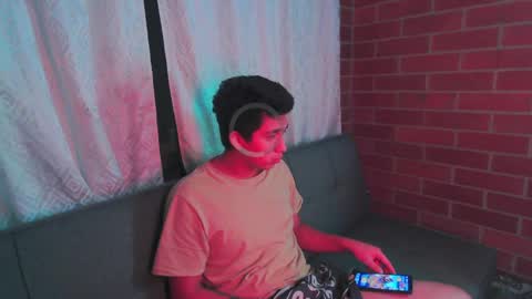 ethann2_ online show from 04/03/26, 03:59