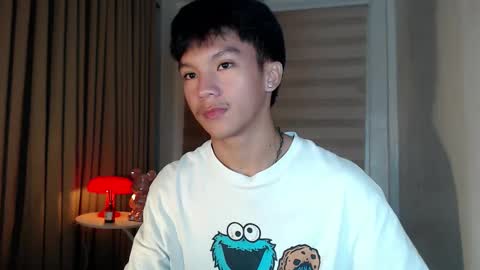 Snapshot of etherealboytoy4hire chatting on 01/19/26, 03:21 Rey online show from 01/19/26, 03:21