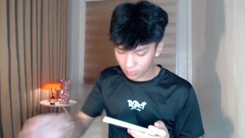 Snapshot of etherealboytoy4hire chatting on 02/24/26, 03:43 Rey online show from 02/24/26, 03:43