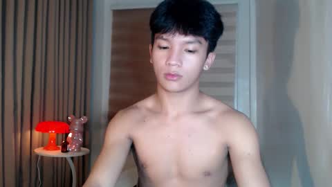 Snapshot of etherealboytoy4hire chatting on 03/01/26, 04:09 Rey online show from 03/01/26, 04:09