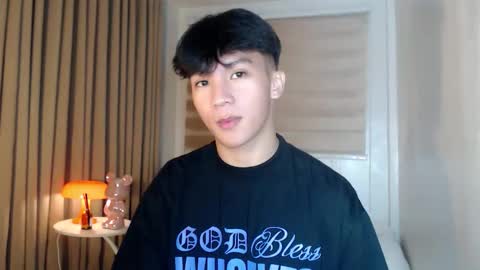 Rey online show from 04/21/26, 03:50