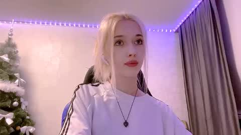 Snapshot of eufemiazurawski chatting on 02/06/26, 01:36 Tali online show from 02/06/26, 01:36