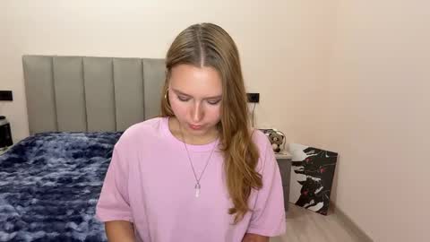 Snapshot of eugenierickel chatting on 05/10/26, 02:22 Alice online show from 05/10/26, 02:22