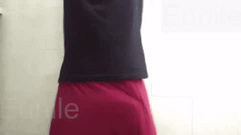 Snapshot of eunile chatting on 12/01/25, 08:03 eunile online show from 12/01/25, 08:03