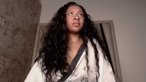 euphoria_06 online show from 12/19/25, 04:30