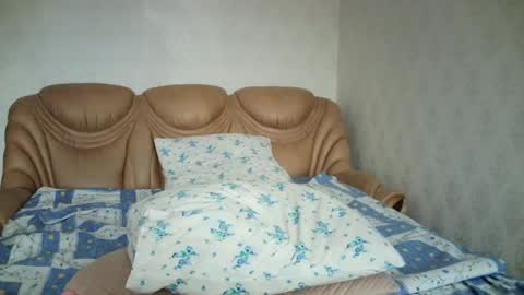 eva00186 online show from 03/05/25, 10:11