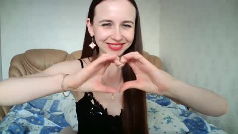 eva00186 online show from 03/11/25, 02:18