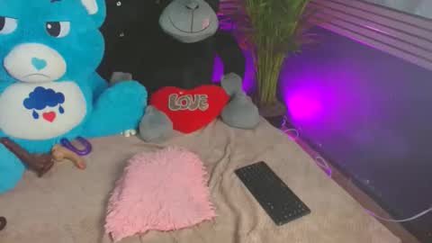 eva_06 online show from 11/08/25, 11:25